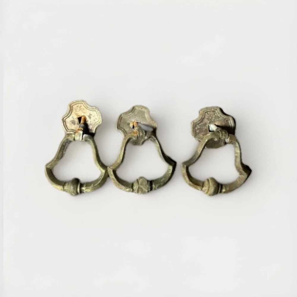 Set 3 VTG Antique Brass Drop Bail Drawer Pulls w Backplates 2.25